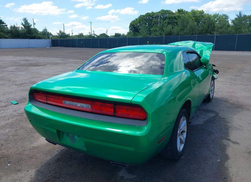 Photo 4 of 2013 Dodge Challenger SXT (VIN 2C3CDYAG9DH645635)