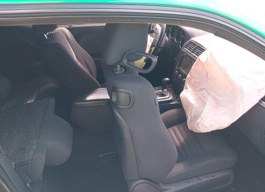 Photo 5 of 2013 Dodge Challenger SXT (VIN 2C3CDYAG9DH645635)