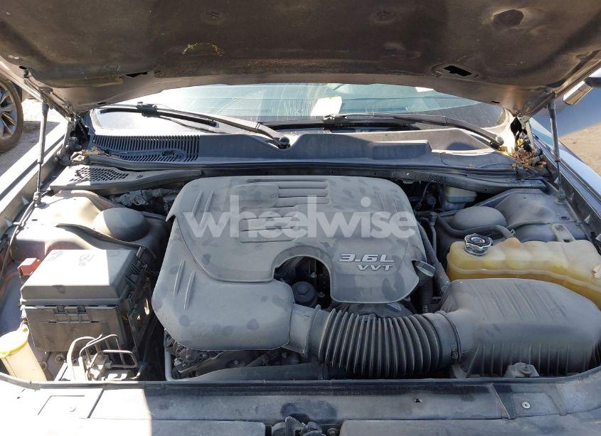 Photo 10 of 2013 Dodge Challenger SXT (VIN 2C3CDYAG9DH724917)