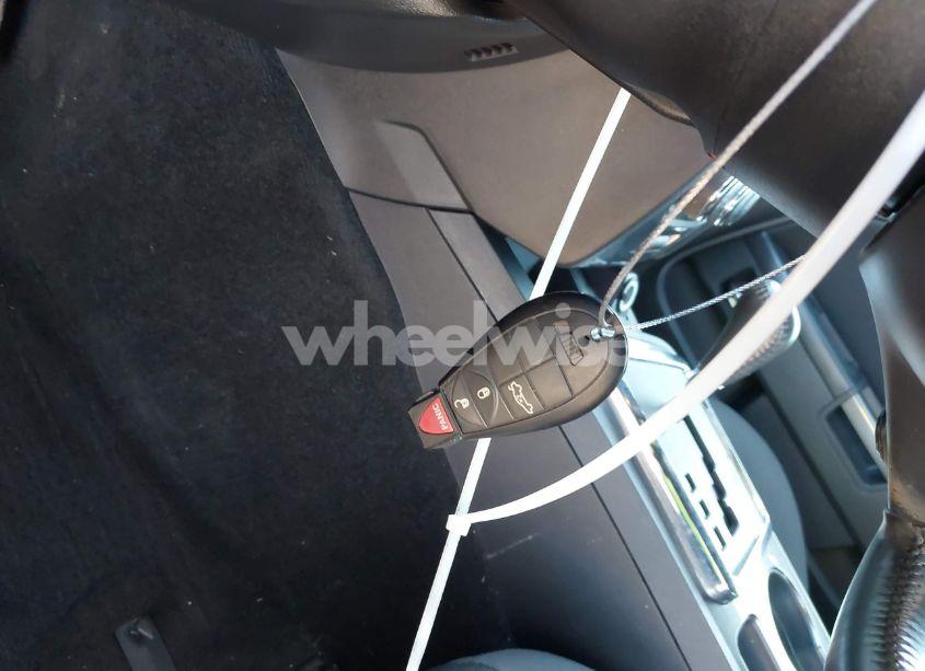 Photo 11 of 2013 Dodge Challenger SXT (VIN 2C3CDYAG9DH724917)