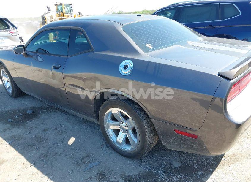 Photo 6 of 2013 Dodge Challenger SXT (VIN 2C3CDYAG9DH724917)