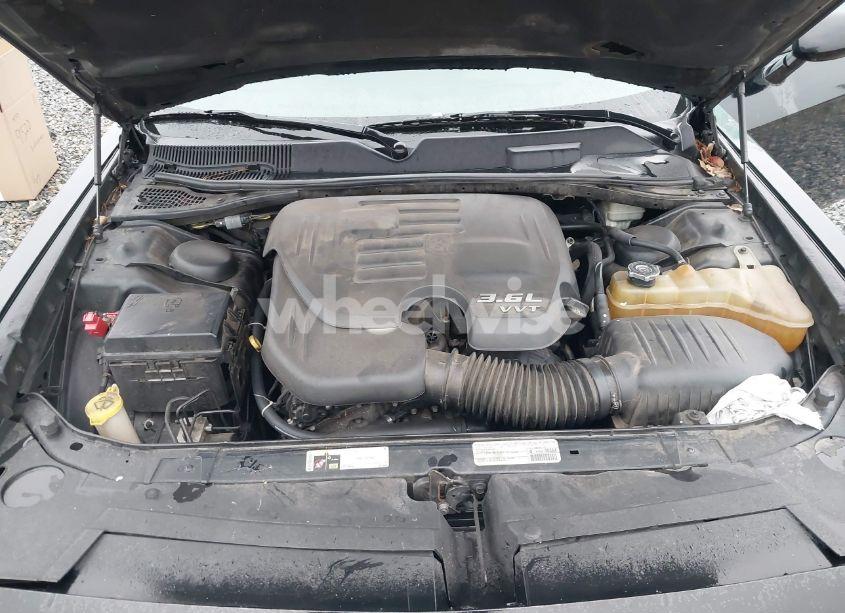 Photo 10 of 2014 Dodge Challenger SXT (VIN 2C3CDYAG9EH112010)