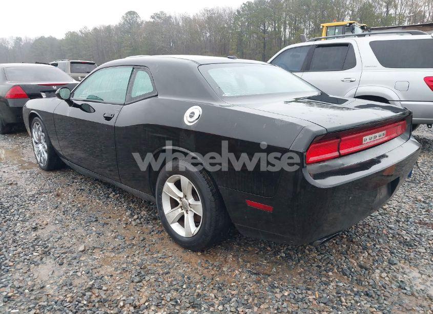 Photo 3 of 2014 Dodge Challenger SXT (VIN 2C3CDYAG9EH112010)