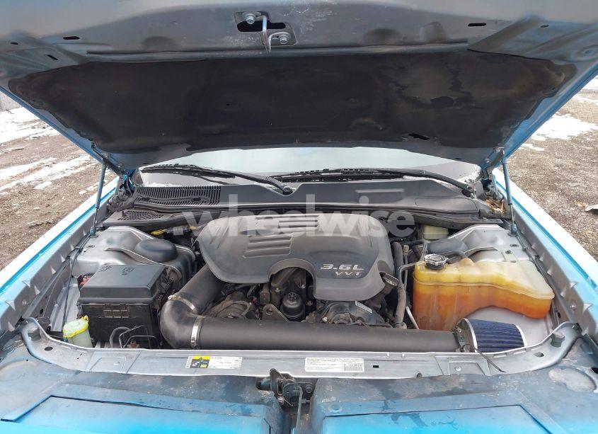 Photo 10 of 2014 Dodge Challenger SXT (VIN 2C3CDYAG9EH127087)