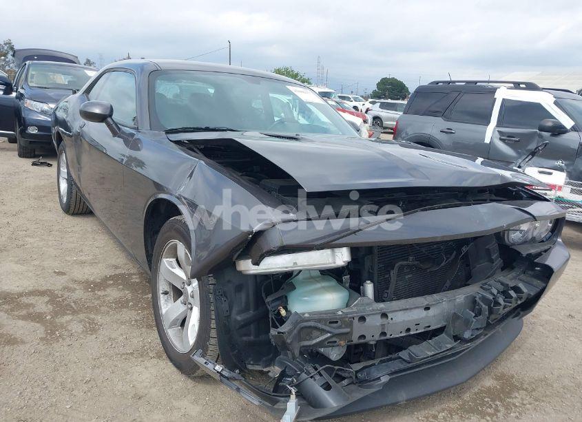 2014 Dodge Challenger SXT (VIN 2C3CDYAG9EH196653) main photo