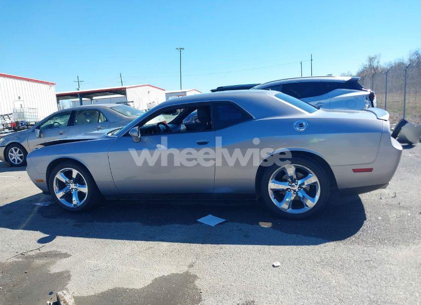 Photo 14 of 2014 Dodge Challenger SXT (VIN 2C3CDYAG9EH302955)