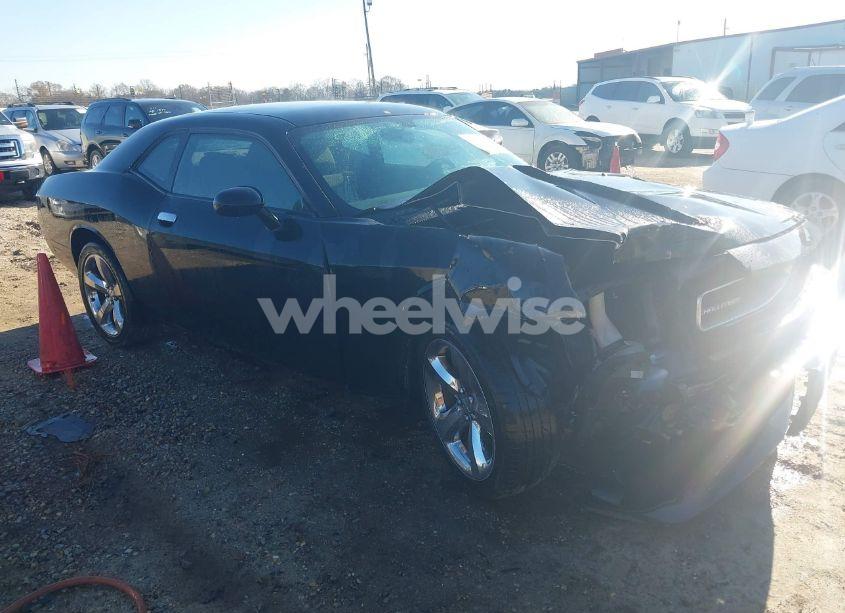 2012 Dodge Challenger SXT (VIN 2C3CDYAGXCH170365) main photo