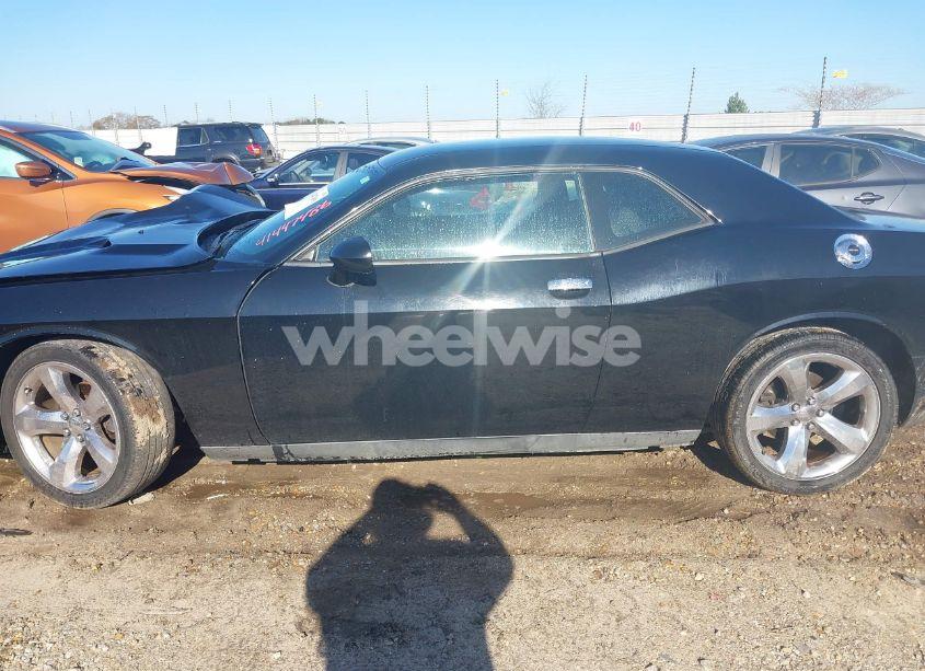 Photo 14 of 2012 Dodge Challenger SXT (VIN 2C3CDYAGXCH170365)