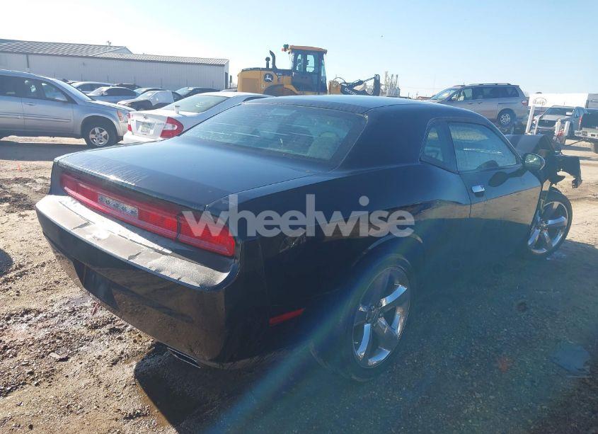 Photo 4 of 2012 Dodge Challenger SXT (VIN 2C3CDYAGXCH170365)