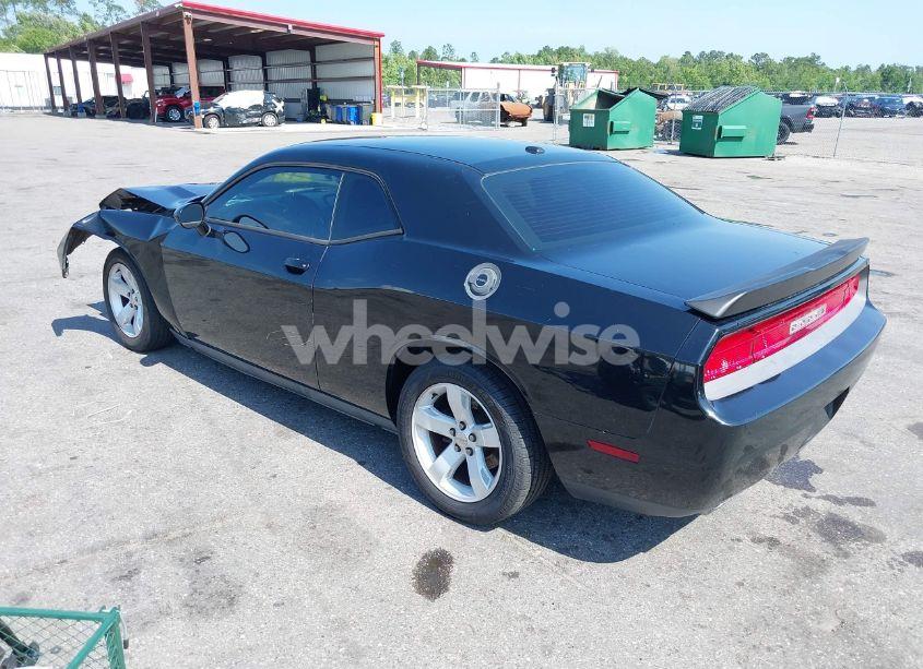 Photo 3 of 2012 Dodge Challenger SXT (VIN 2C3CDYAGXCH291669)