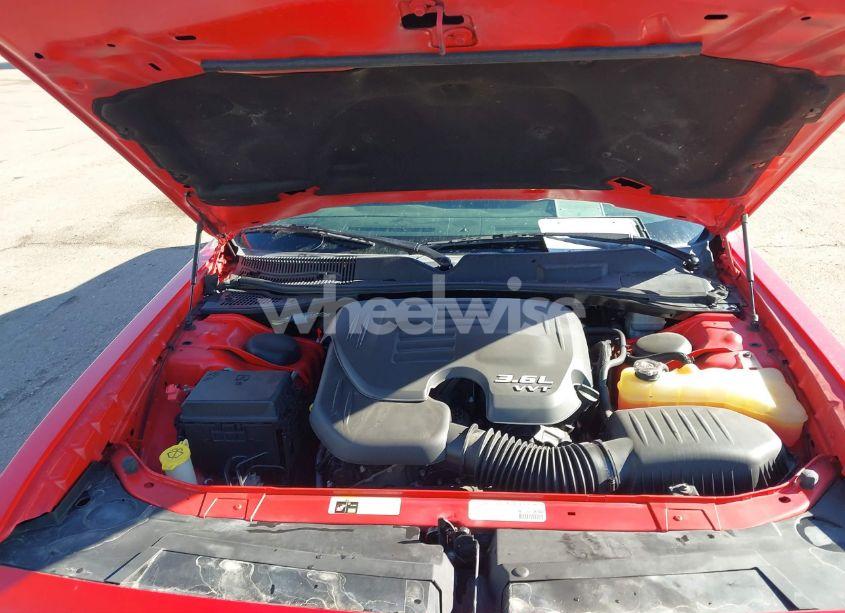 Photo 10 of 2014 Dodge Challenger SXT (VIN 2C3CDYAGXEH116468)