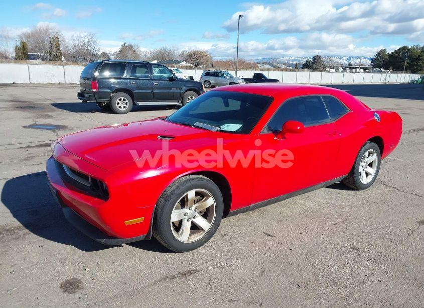 Photo 2 of 2014 Dodge Challenger SXT (VIN 2C3CDYAGXEH116468)