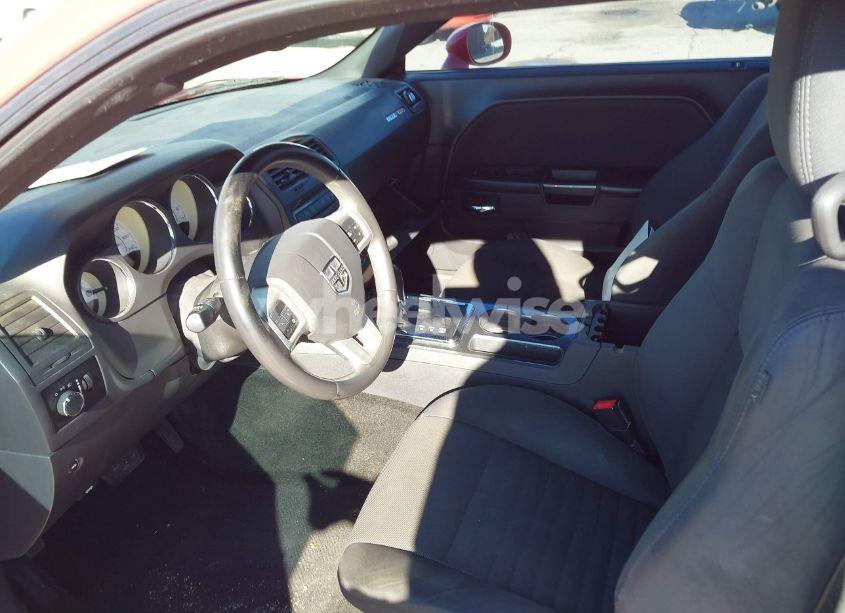 Photo 5 of 2014 Dodge Challenger SXT (VIN 2C3CDYAGXEH116468)