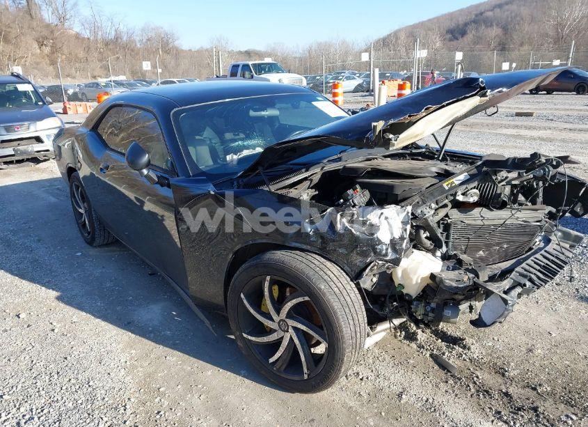 2014 Dodge Challenger SXT (VIN 2C3CDYAGXEH127101) main photo