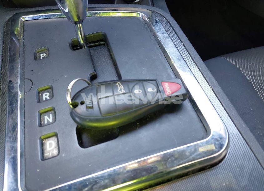 Photo 11 of 2014 Dodge Challenger SXT (VIN 2C3CDYAGXEH127101)