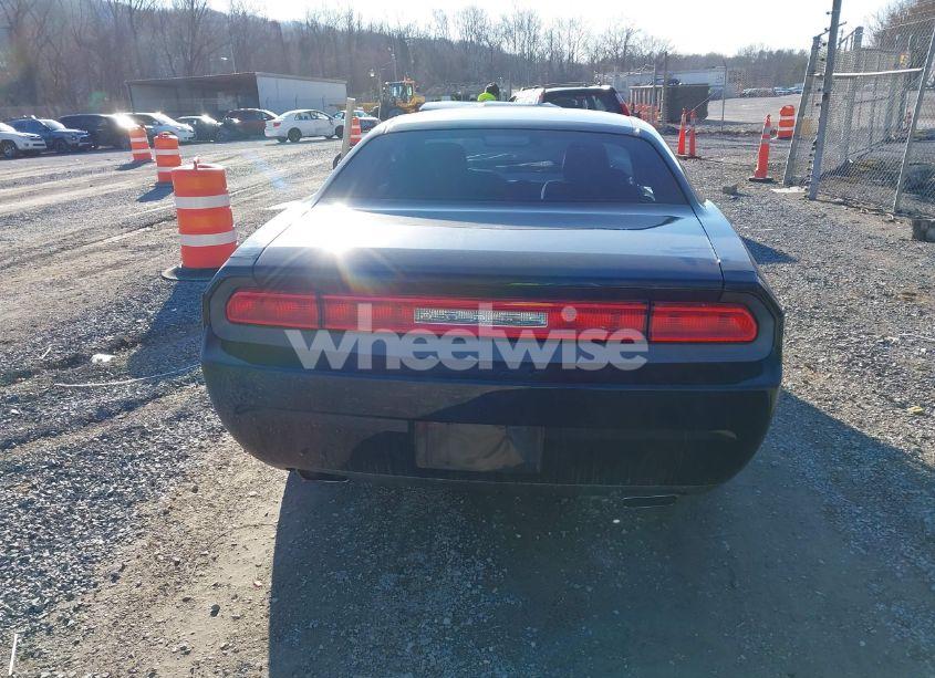 Photo 16 of 2014 Dodge Challenger SXT (VIN 2C3CDYAGXEH127101)
