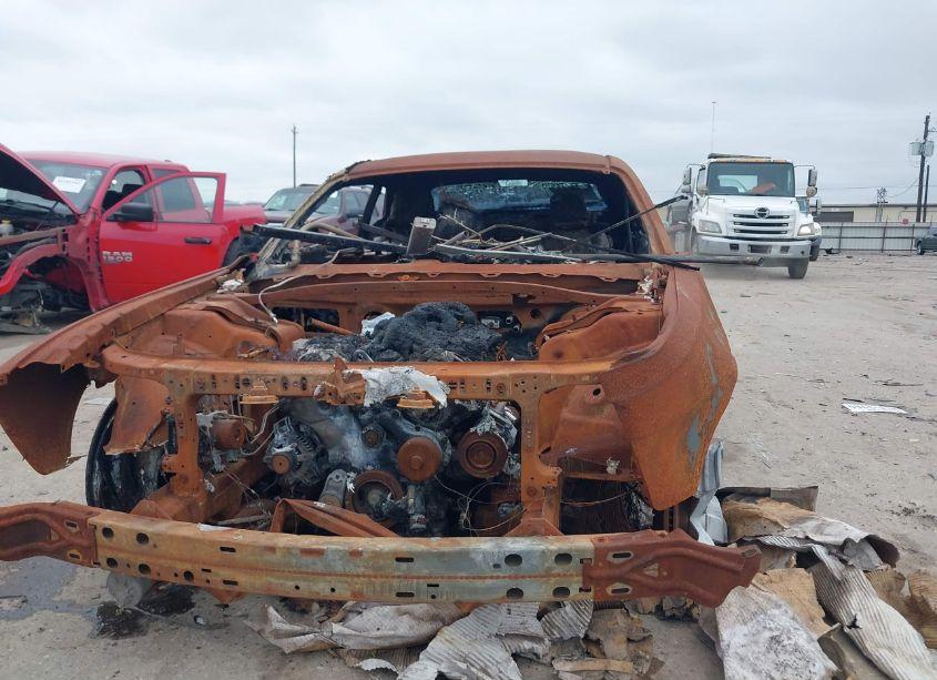 Photo 6 of 2014 Dodge Challenger SXT (VIN 2C3CDYAGXEH251644)