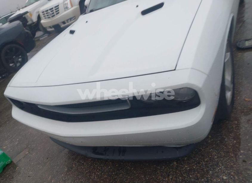 Photo 12 of 2014 Dodge Challenger SXT (VIN 2C3CDYAGXEH282070)