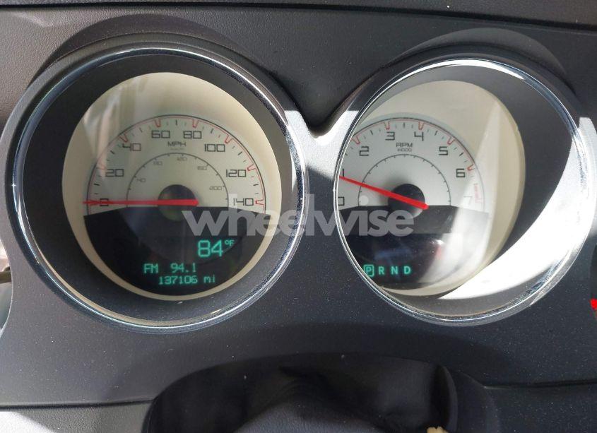 Photo 7 of 2014 Dodge Challenger SXT (VIN 2C3CDYAGXEH299743)