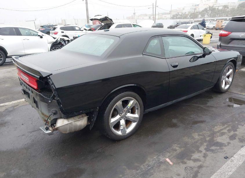 Photo 4 of 2012 Dodge Challenger R/T (VIN 2C3CDYBT0CH176946)