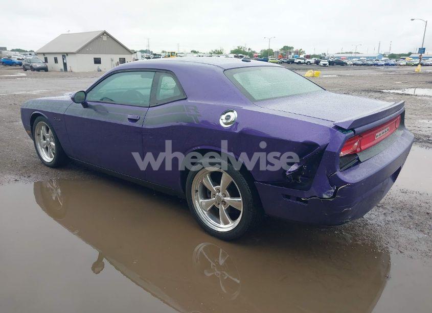 Photo 3 of 2013 Dodge Challenger R/T CLASSIC (VIN 2C3CDYBT0DH671598)