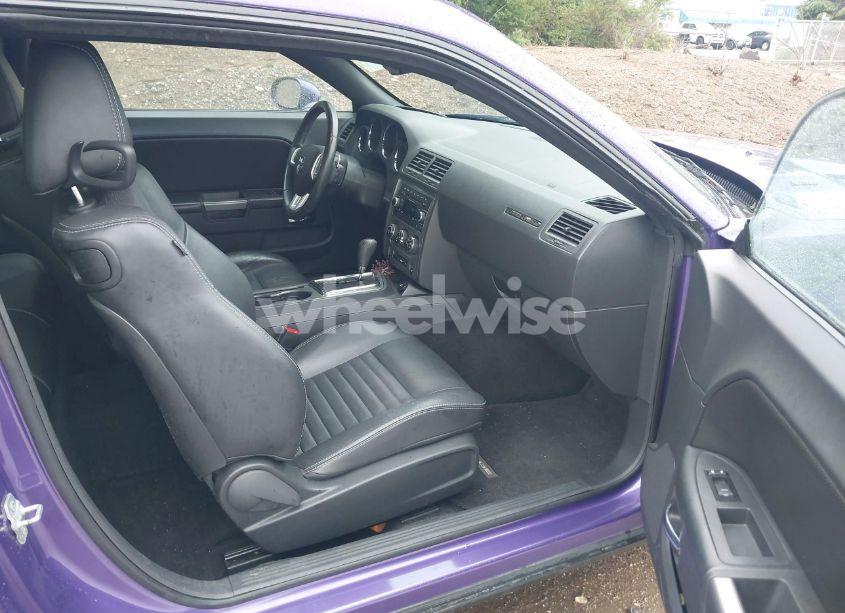 Photo 5 of 2013 Dodge Challenger R/T CLASSIC (VIN 2C3CDYBT0DH671598)