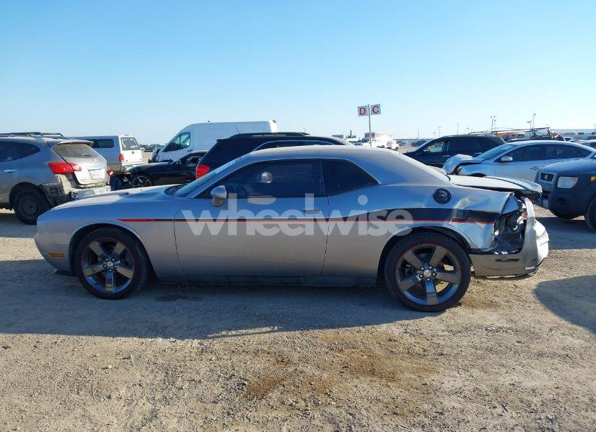 Photo 14 of 2014 Dodge Challenger R/T (VIN 2C3CDYBT0EH143528)