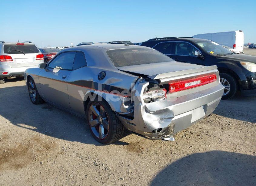 Photo 3 of 2014 Dodge Challenger R/T (VIN 2C3CDYBT0EH143528)