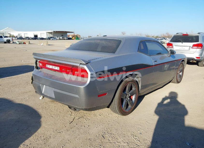 Photo 4 of 2014 Dodge Challenger R/T (VIN 2C3CDYBT0EH143528)