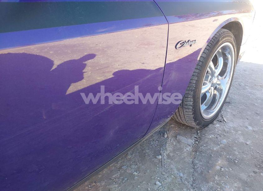 Photo 6 of 2013 Dodge Challenger R/T CLASSIC (VIN 2C3CDYBT1DH675028)