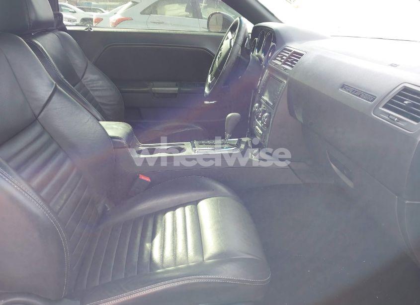 Photo 5 of 2013 Dodge Challenger R/T CLASSIC (VIN 2C3CDYBT2DH565993)