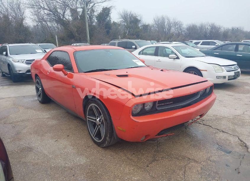 2013 Dodge Challenger R/T PLUS (VIN 2C3CDYBT2DH736550) main photo