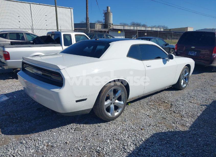 Photo 4 of 2012 Dodge Challenger R/T (VIN 2C3CDYBT3CH168307)