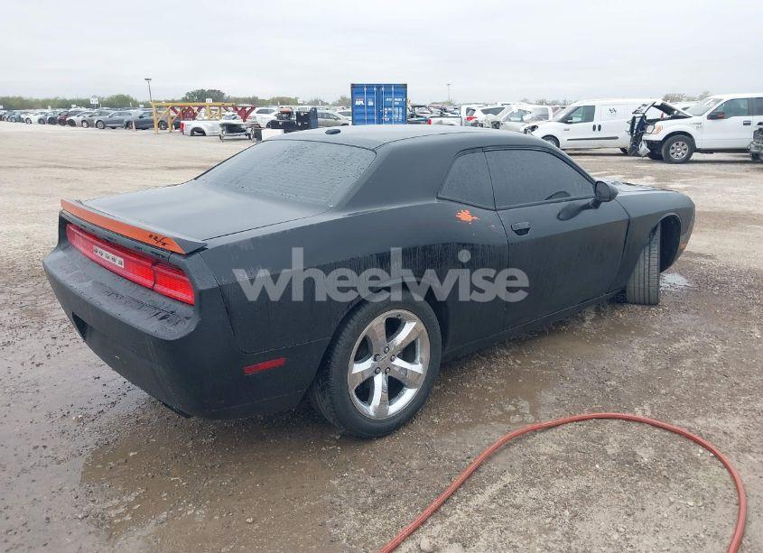 Photo 4 of 2012 Dodge Challenger R/T (VIN 2C3CDYBT3CH268634)