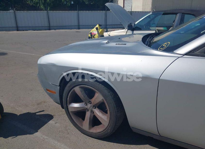 Photo 6 of 2012 Dodge Challenger R/T (VIN 2C3CDYBT4CH269081)