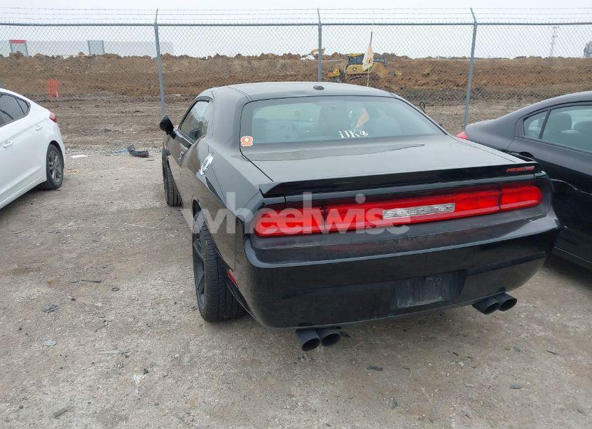 Photo 3 of 2014 Dodge Challenger R/T (VIN 2C3CDYBT6EH242063)