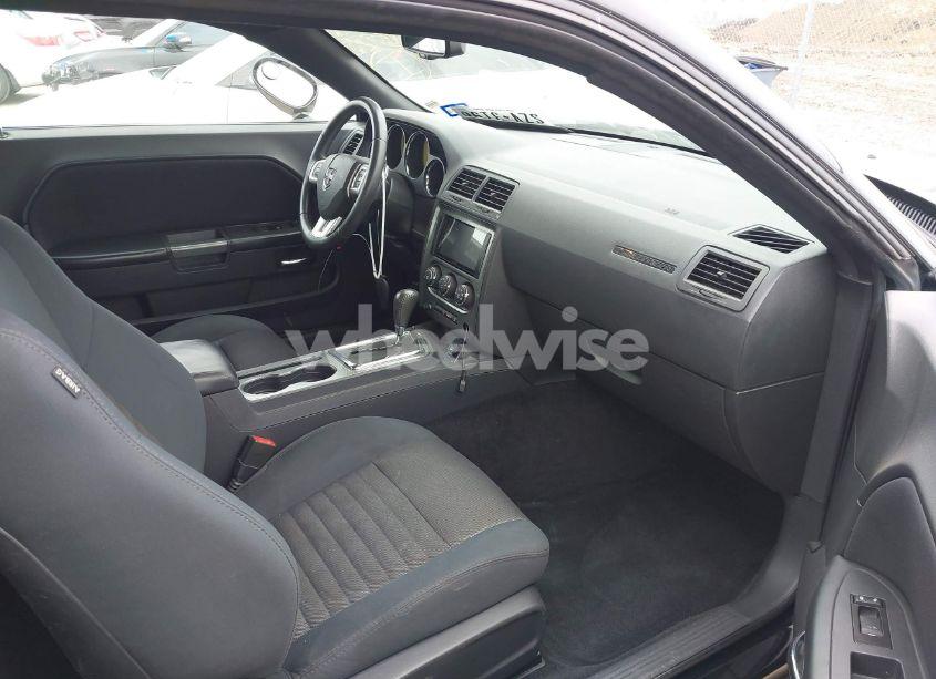 Photo 5 of 2014 Dodge Challenger R/T (VIN 2C3CDYBT6EH242063)