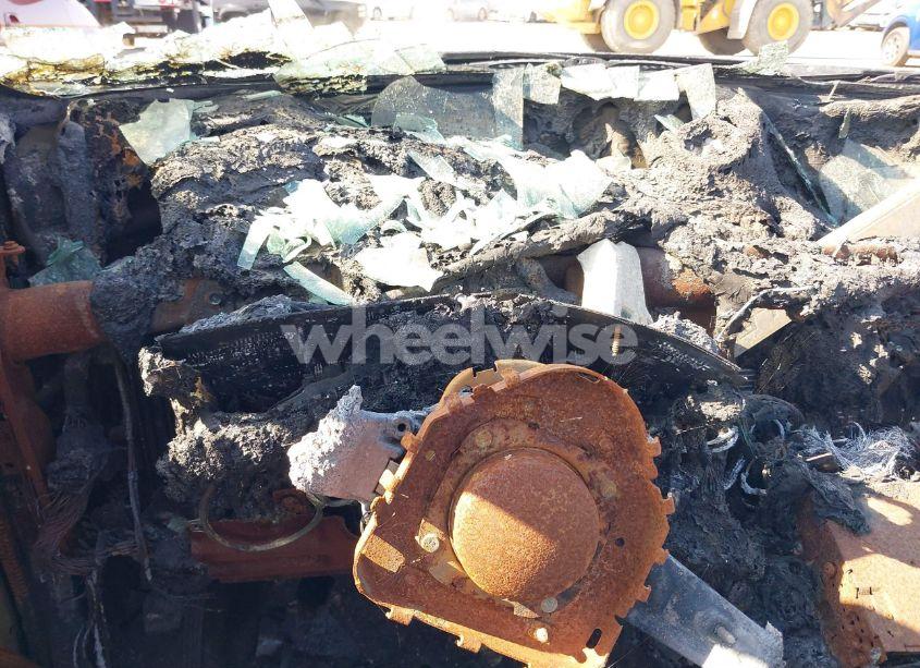 Photo 7 of 2012 Dodge Challenger R/T (VIN 2C3CDYBT7CH105551)