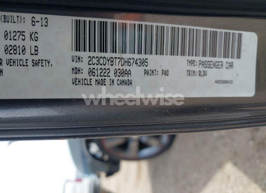 Photo 9 of 2013 Dodge Challenger R/T PLUS (VIN 2C3CDYBT7DH674305)