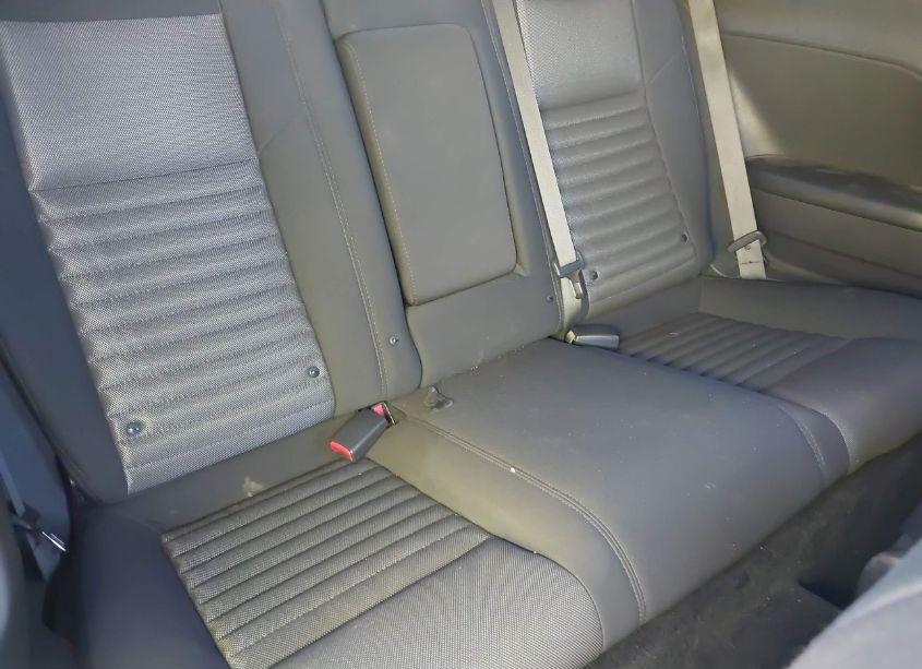 Photo 8 of 2014 Dodge Challenger R/T (VIN 2C3CDYBT7EH217074)