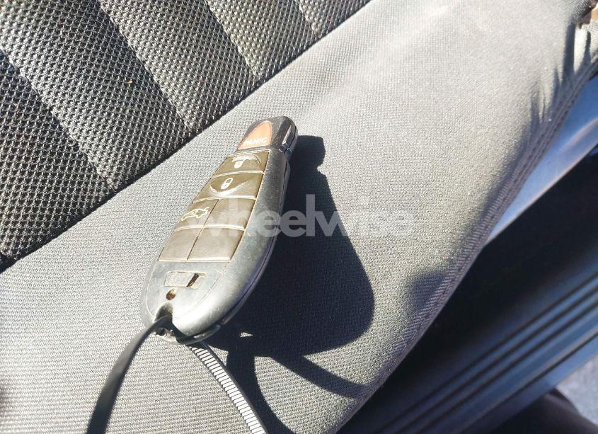 Photo 11 of 2012 Dodge Challenger R/T (VIN 2C3CDYBT8CH105770)