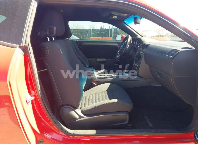 Photo 5 of 2014 Dodge Challenger R/T (VIN 2C3CDYBT8EH185395)