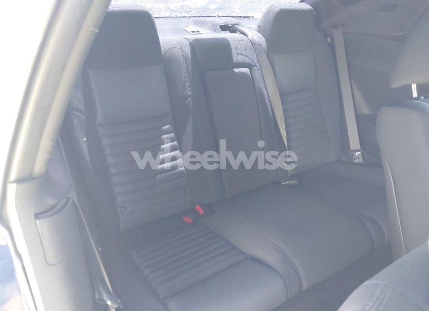 Photo 8 of 2013 Dodge Challenger R/T (VIN 2C3CDYBT9DH565280)