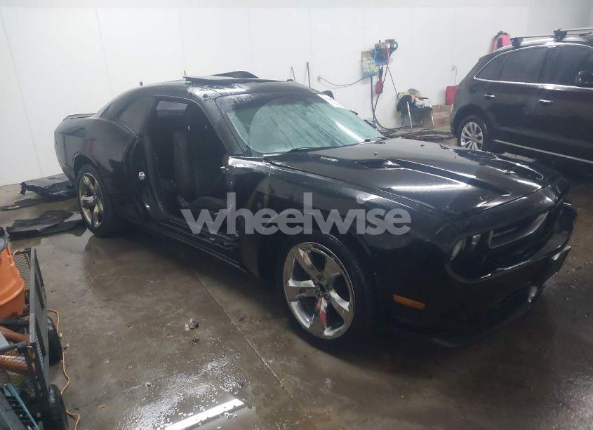 2013 Dodge Challenger R/T (VIN 2C3CDYBT9DH594276) main photo