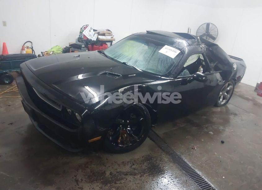 Photo 2 of 2013 Dodge Challenger R/T (VIN 2C3CDYBT9DH594276)