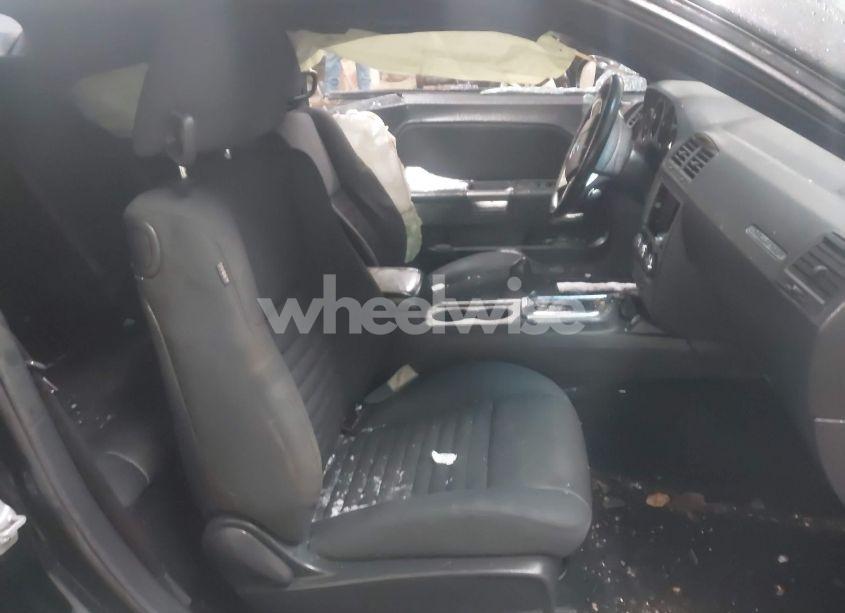 Photo 5 of 2013 Dodge Challenger R/T (VIN 2C3CDYBT9DH594276)