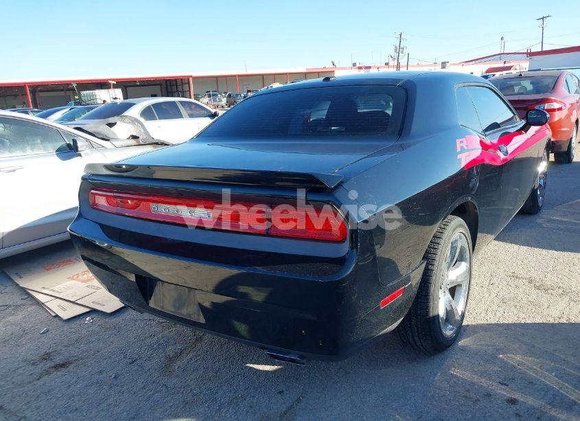 Photo 4 of 2013 Dodge Challenger R/T (VIN 2C3CDYBT9DH611271)