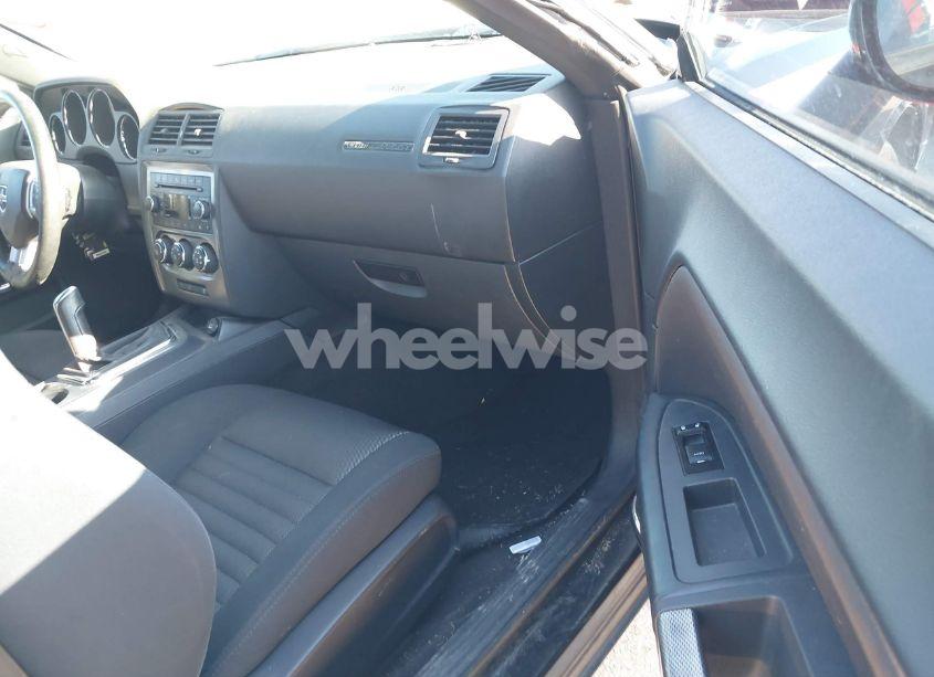 Photo 5 of 2013 Dodge Challenger R/T (VIN 2C3CDYBT9DH611271)