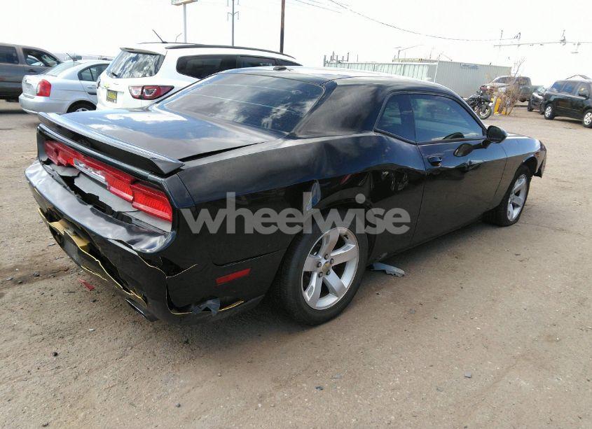 Photo 4 of 2012 Dodge Challenger R/T (VIN 2C3CDYBTXCH101753)