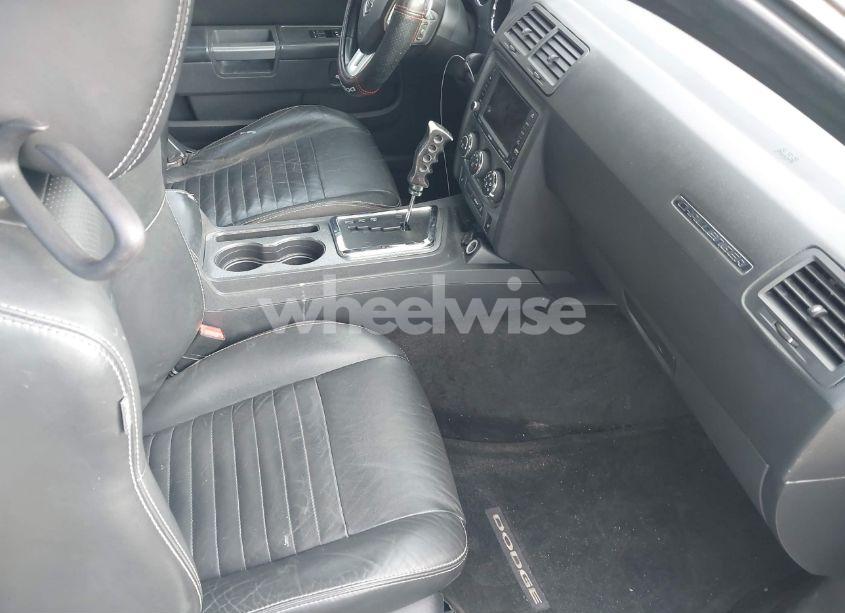 Photo 5 of 2012 Dodge Challenger (VIN 2C3CDYBTXCH127897)